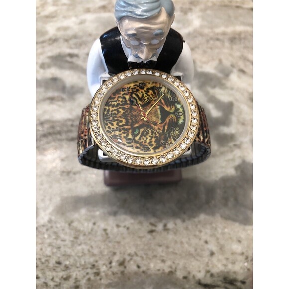 Silver Tone Multicolored Tiger Face with Rhinestones Bezels Watch New Battery main image 11